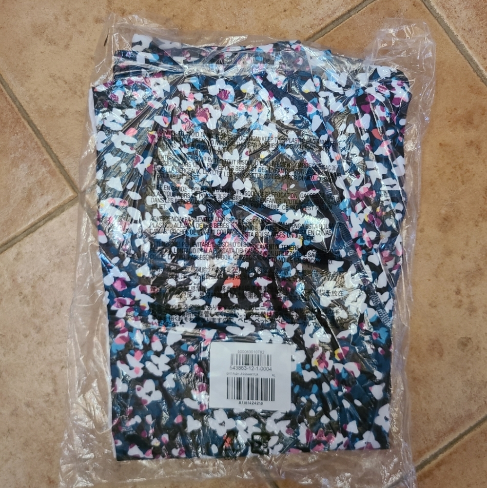 👀50% OFF🖤💗💜 NWT‼️ GapFit Basic Leggings - Picture 8 of 8